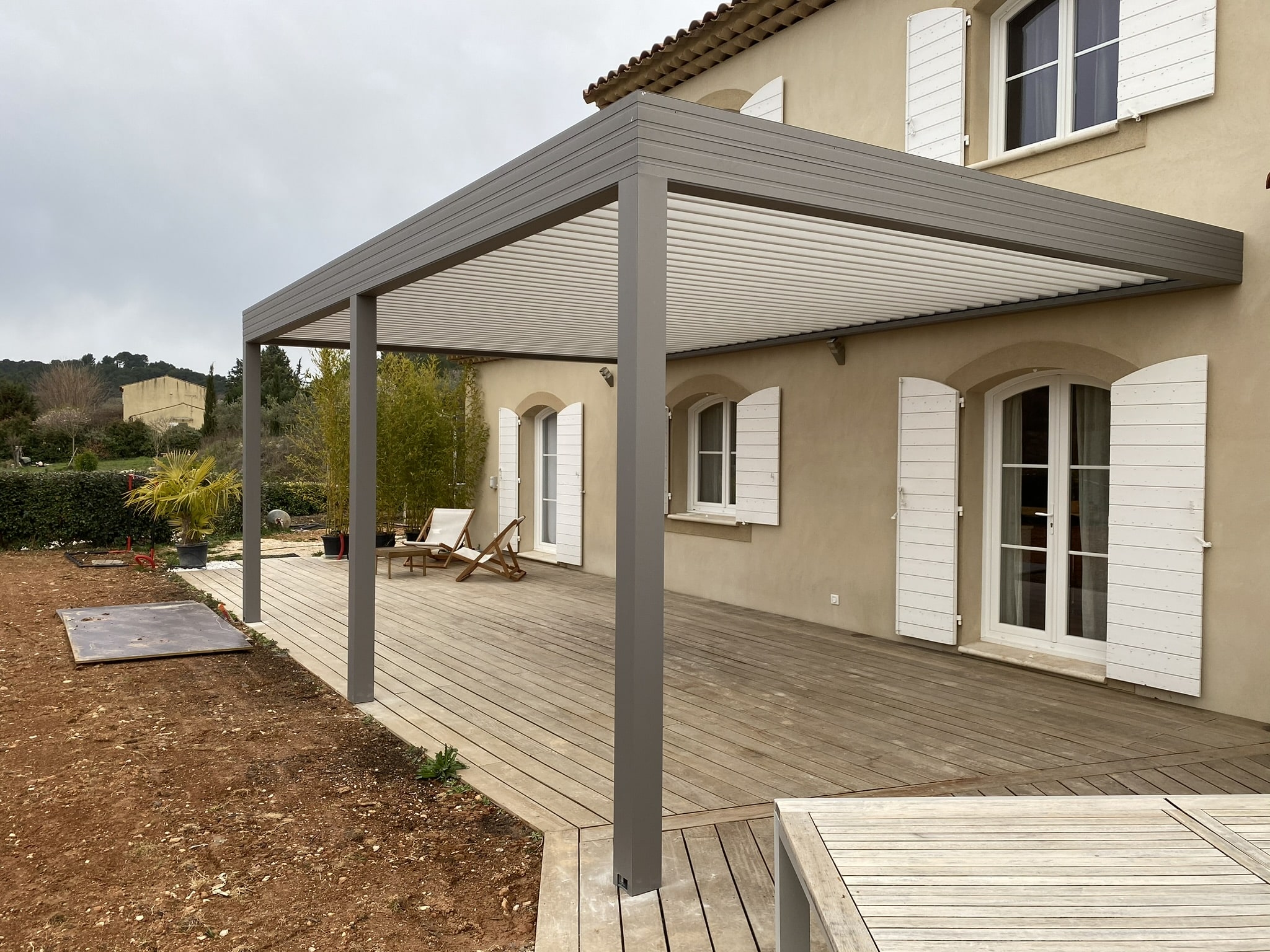 Pergola aluminium à lames orientables